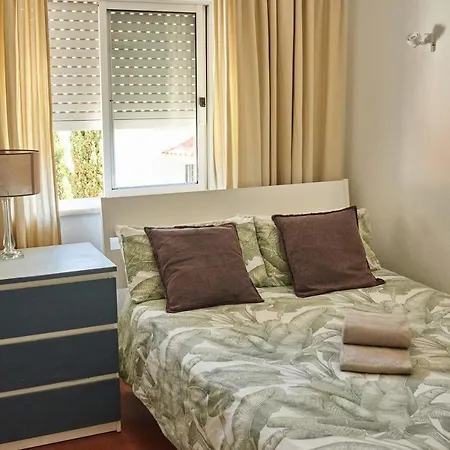 Hostel Ljmonade *