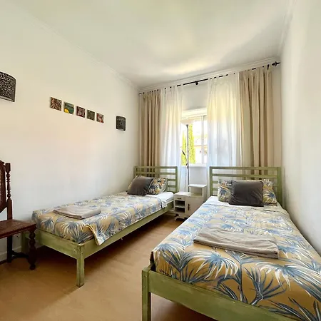 Hostel Ljmonade Cascais