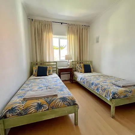 Hostel Ljmonade *